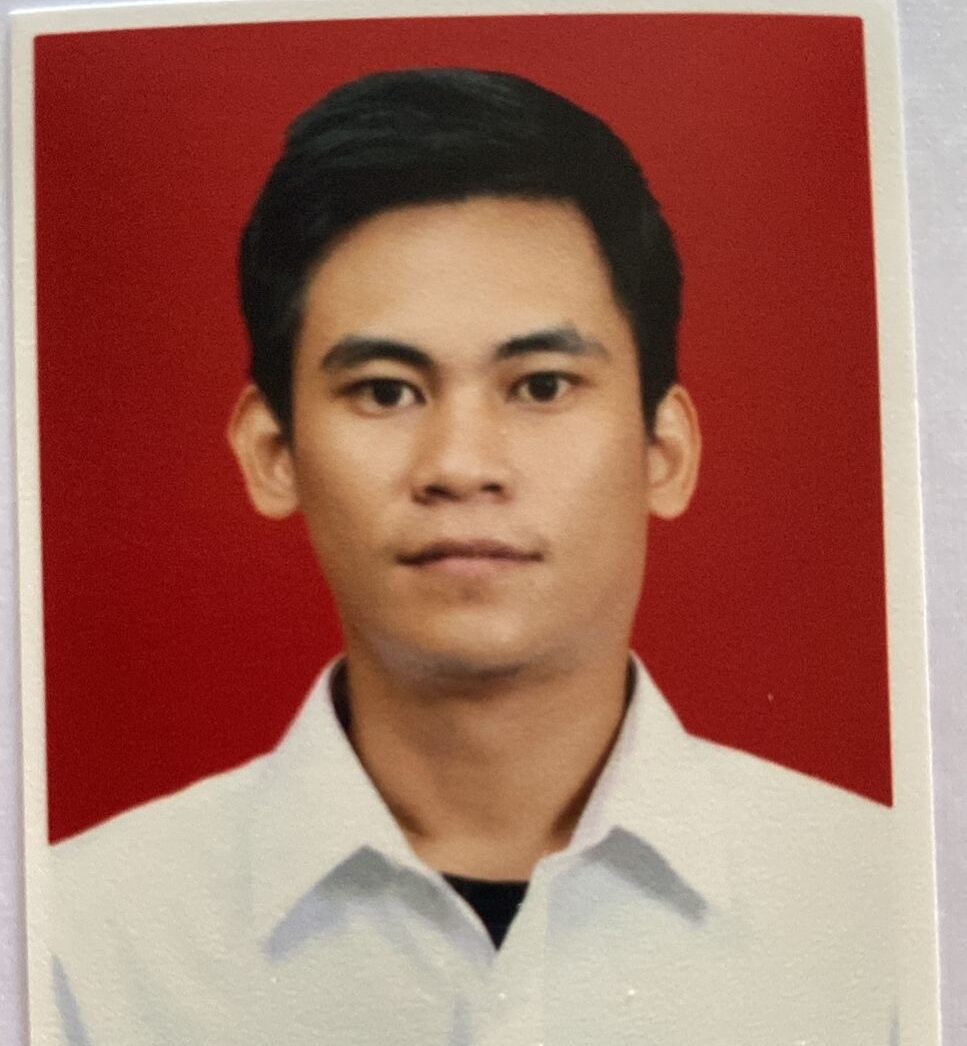 TAUFIK HIDAYAT